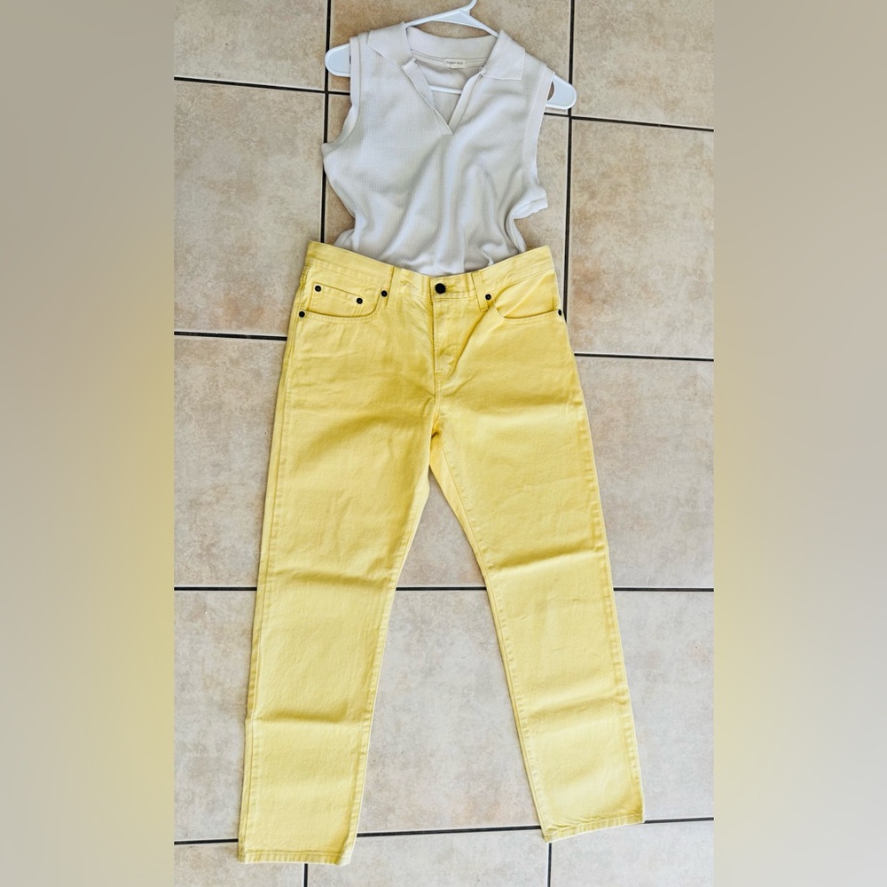 Vibrant Yellow Levi’s Jeans